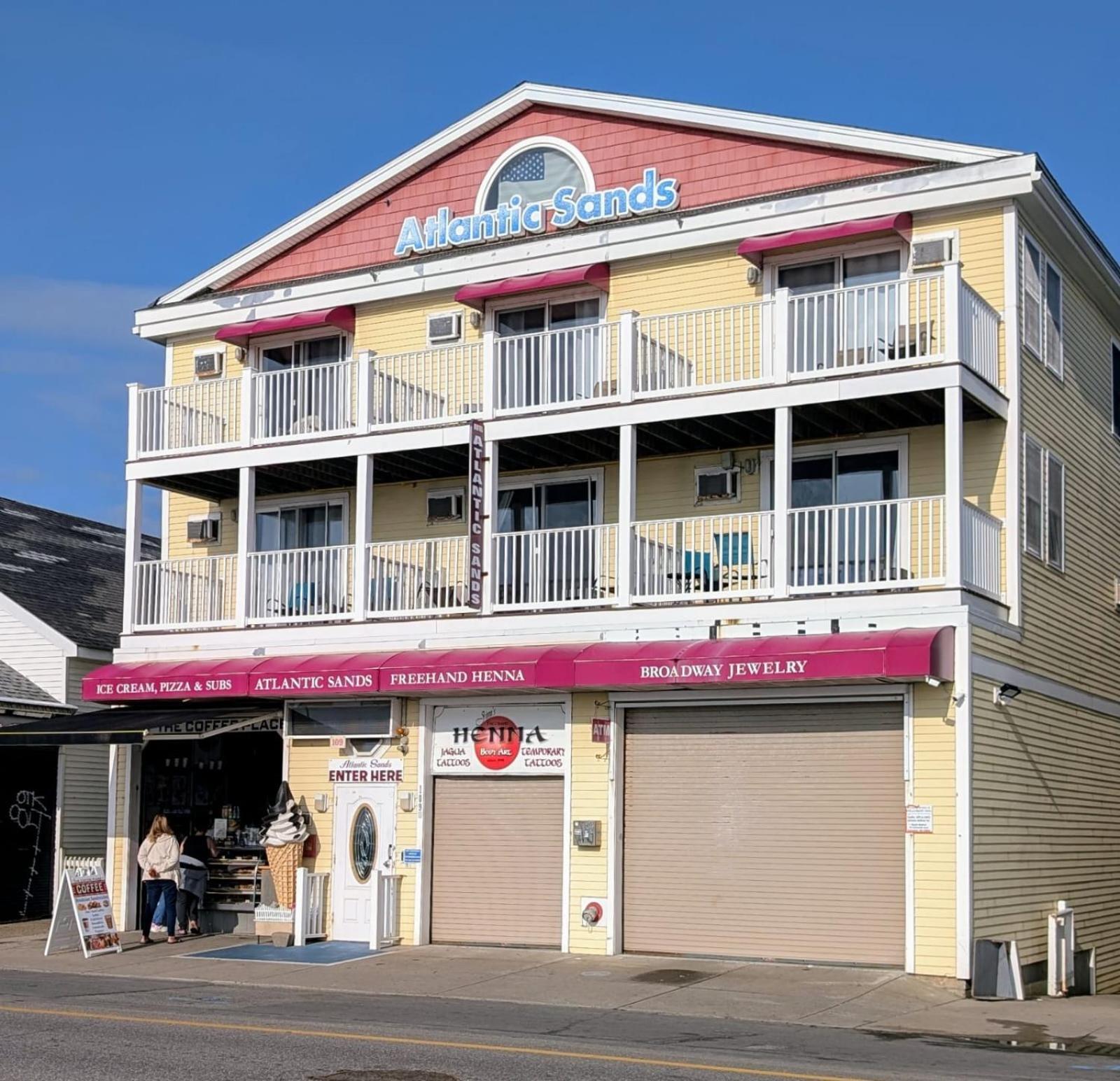 Atlantic Sands Hampton Bagian luar foto